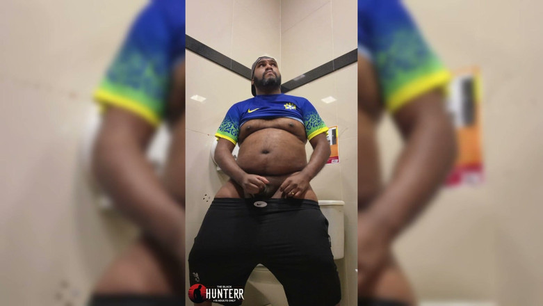 TheBlacKHunterr: No pude soportarlo y vine mucho en el baño