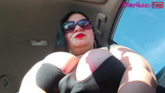 Riderqueen BBW Step Mom Latina Ebony: 公共の場での私の巨乳 Rute