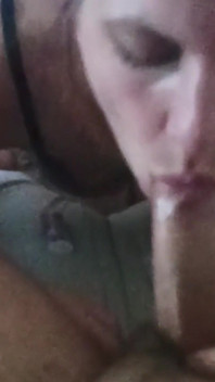 Homemade Amateur Wife Slut Sucking Dick Gets Throat Pie