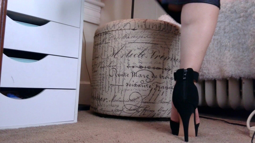 Let My Heels Make You Fall Deep (Raven Willow) Let My Heels Make You Fall Deep (Raven Willow)