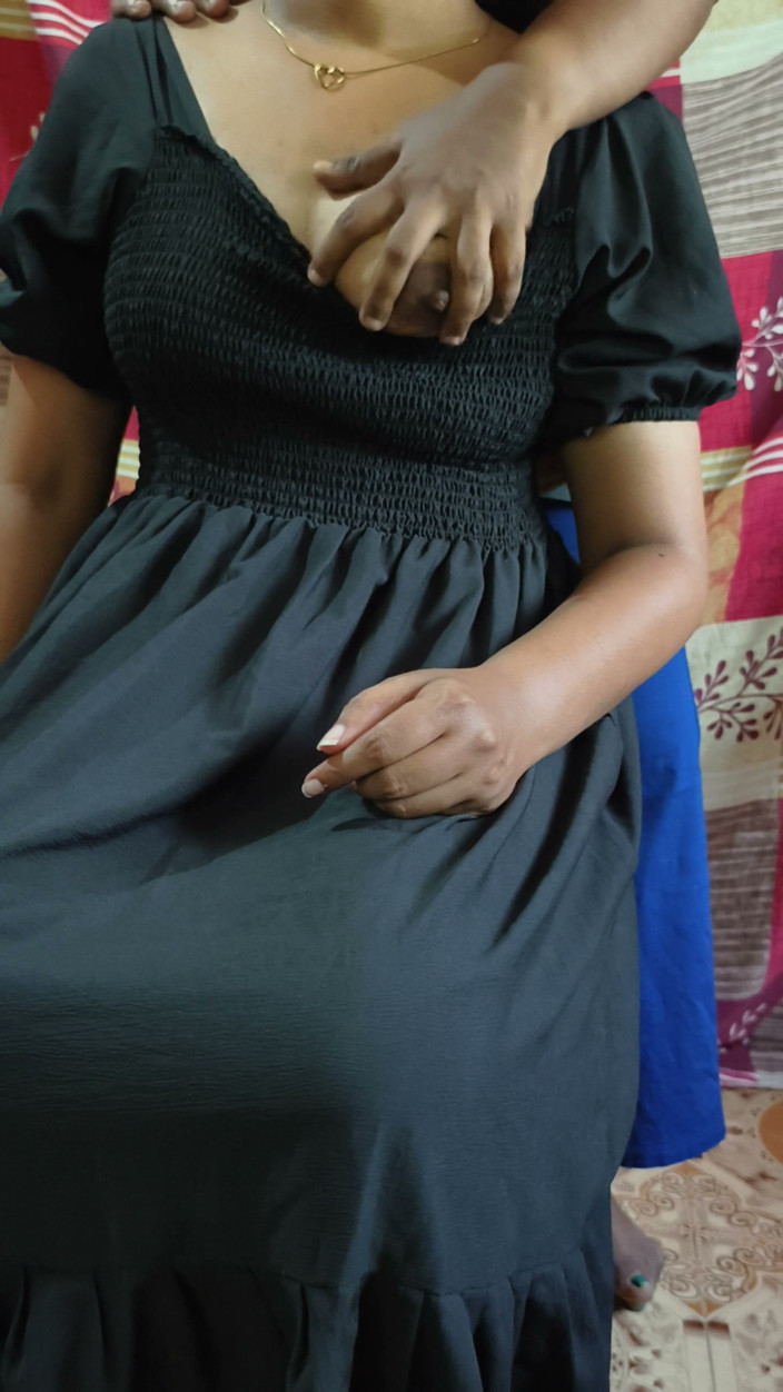 Realmallucouplevlog: My Friend Neha with Me for Making Love
