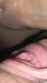 Suas palavras durante um orgasmo a jato: Oh meu Deus!