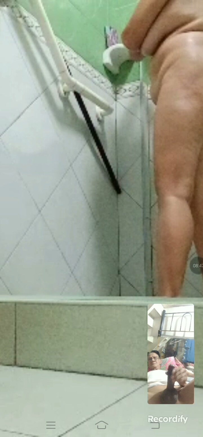 amadorrivera: 今朝はビデオセックスコールをします