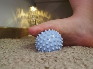 Anastasia Gree: Fotens Nåd: Massageboll i aktion