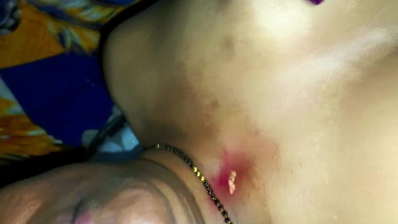 Popmini: Tamil Desi Stepaunty Nisha Destroying Her Pussy at Midnight with...