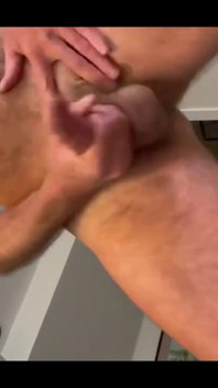 Twitter Fan Version of Guy Fucking a New Fan and Squirting