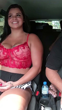 Cristine Castelary Arrives in São Paulo and Gets Naked in the Streets While Hitching a Ride with Ted - Gih Rocha