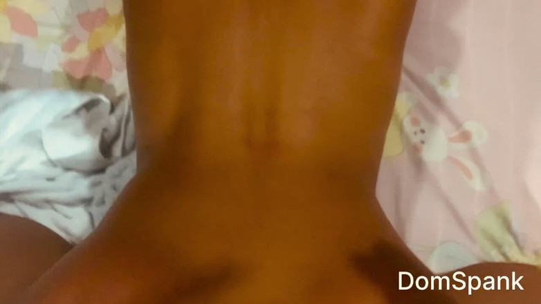 RealDomSpank: 黑人模特美女被狠操，让她享受我的鸡巴