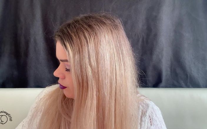 Your fantasy studio: Fétiche du tabagisme avec un beau maquillage et des anneaux...