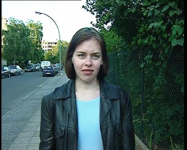 YOUR FIRST PORN: Schulmaedchen Sophie Zeigt Pelajar Lembut Sophie Menunjukkan Pepek Klip Lembut