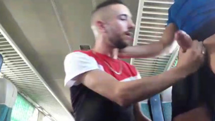RAW PORN SPY CAM: Follada cruda joven búlgara striaght amigo en tren