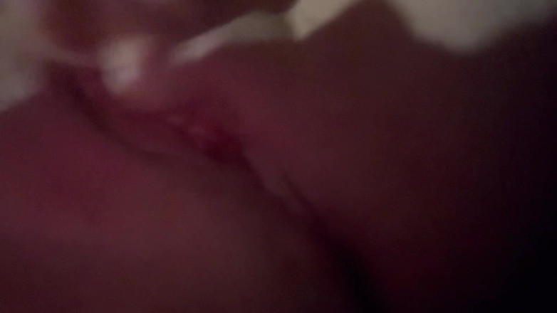 Kendra 69: Brincando Com Minha Buceta Branca Apertada