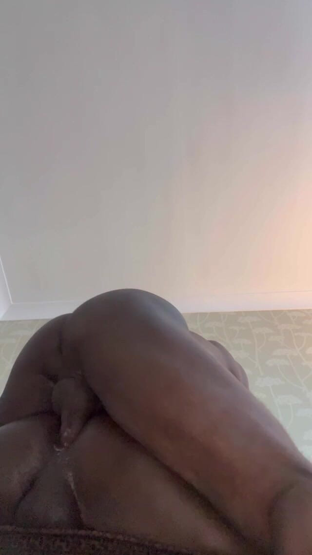Mokobtm: Dosenku lagi sange berat, jadi dia ngentot aku habis-habisan