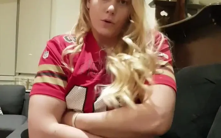 Michellexm: Striptýz a twerking na mém gauči