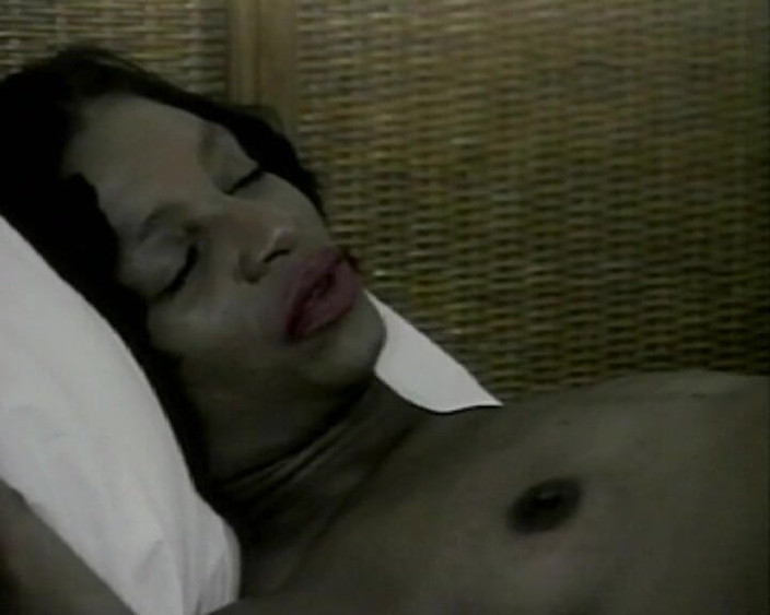 Videos Francaises: Señora de ébano de Francia fue lamida por rubia milf