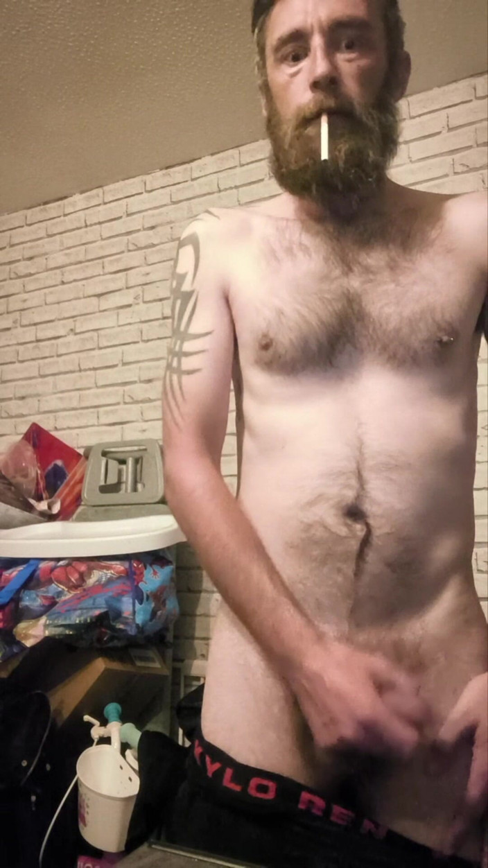 Smoking stoker: Big Dick Wanking and Smoking Topless