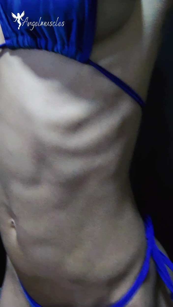 Angelmuscles: Sto penzolando le costole