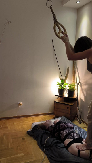 FenekManul: Light Shibari Show