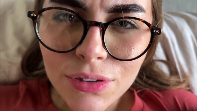 Alex Adams: Little Step Sis Proves She's Not a Nerd - Selina Bentz -...