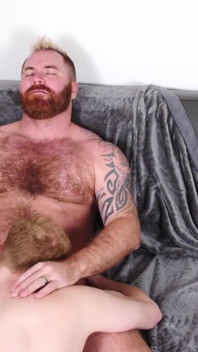 Bearfilms - oso maduro Zack Acland preña un cachorro Cooper Roads