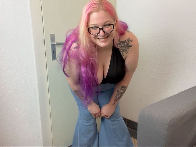 Pissing Into My Blue Jeans (Abby Strange)