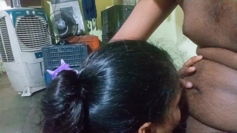 NikiRathod: Fare sesso con Divya - a pecorina nella casa vicina