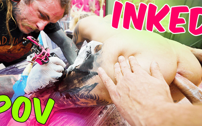 Z-Filmz: Big Boobed Tattoo Girl Gets Anal Fuck During a Tattoo...