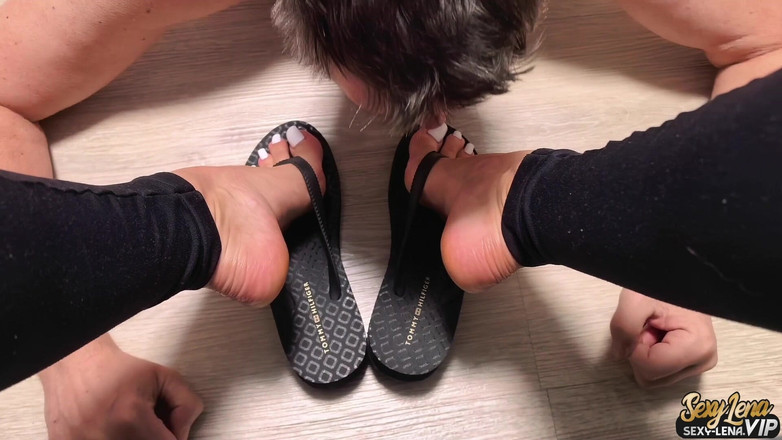 Goddess Lena: Flip Flops Und Fuß Lutscher