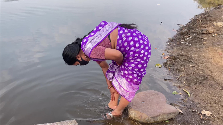 Raniki chut: Desi bella india sesso privato all'aperto audio hindi completo