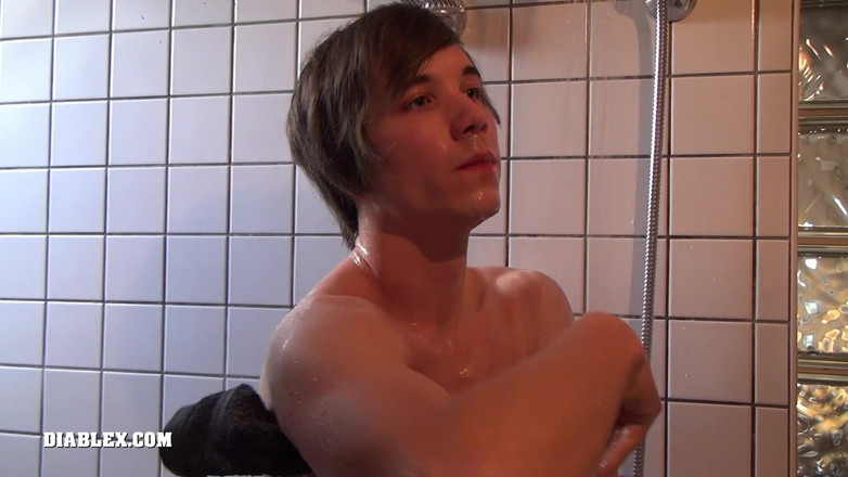 Diablex: Alexis Tivoli Inicjuje Młodego Maxxou