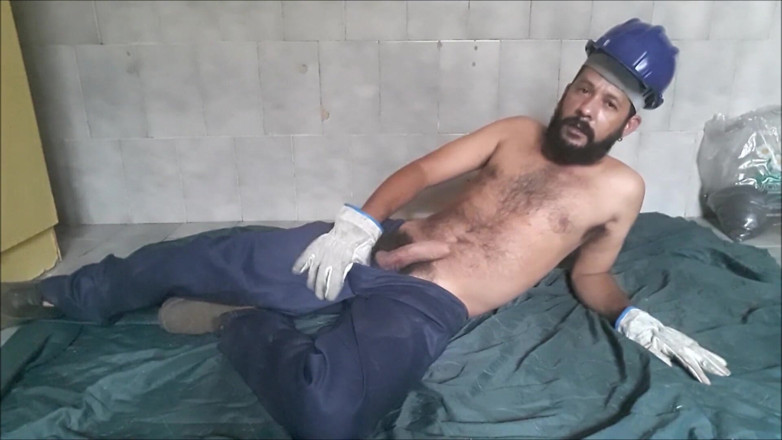 Stink HairyMale: L'attrezzatura del lavoratore arrapa