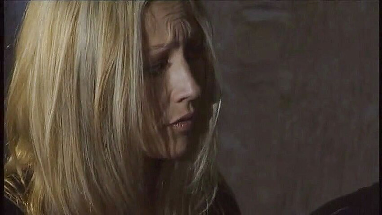 Fuck me Hard: Guardala piegarsi con la giarrettiera e prende il cazzo da...