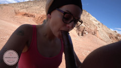 Katie Diggs: Cewek sange ini raksasa pria kulit hitam di luar ruangan!