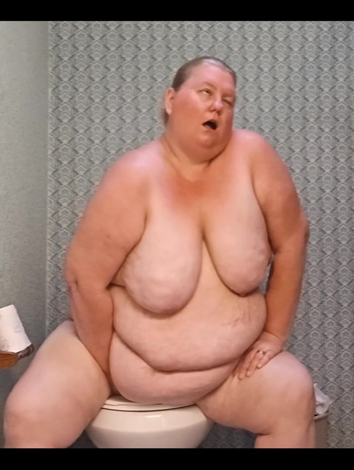 Misssunshinevip: Sólo na toaletě