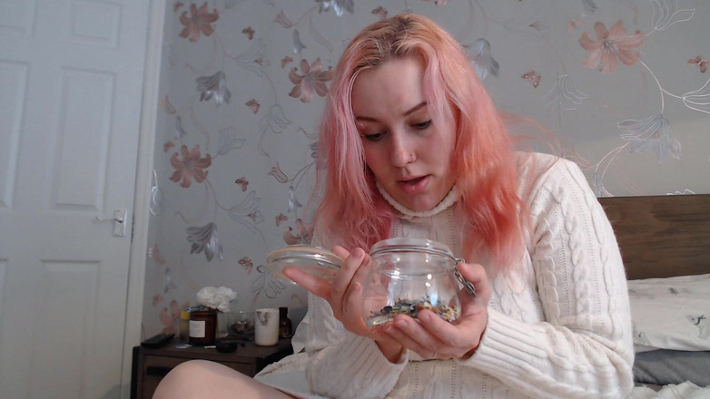 Ripley sweet studio: 달콤한 거인을 의미하게 만드는 작은 남자