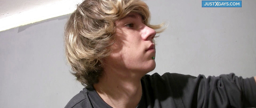 Just x gays: Homosexualului excitat îi place laba