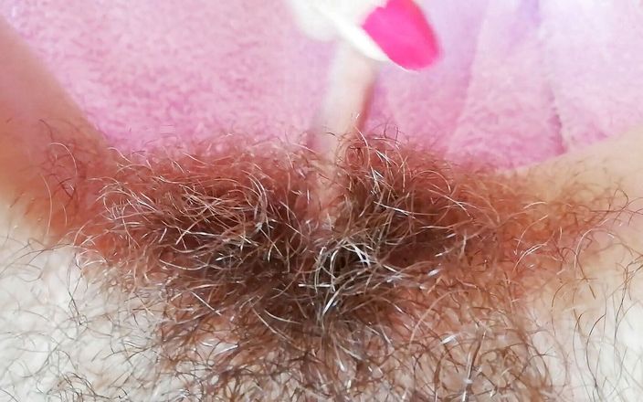 Cute Blonde 666: Close-up grote clitoris scretching trekken