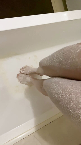 Supernasty: 我喜欢你自慰我的腿