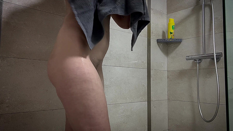 LolaLola: La Tua Mattinata Da Milfy!!!