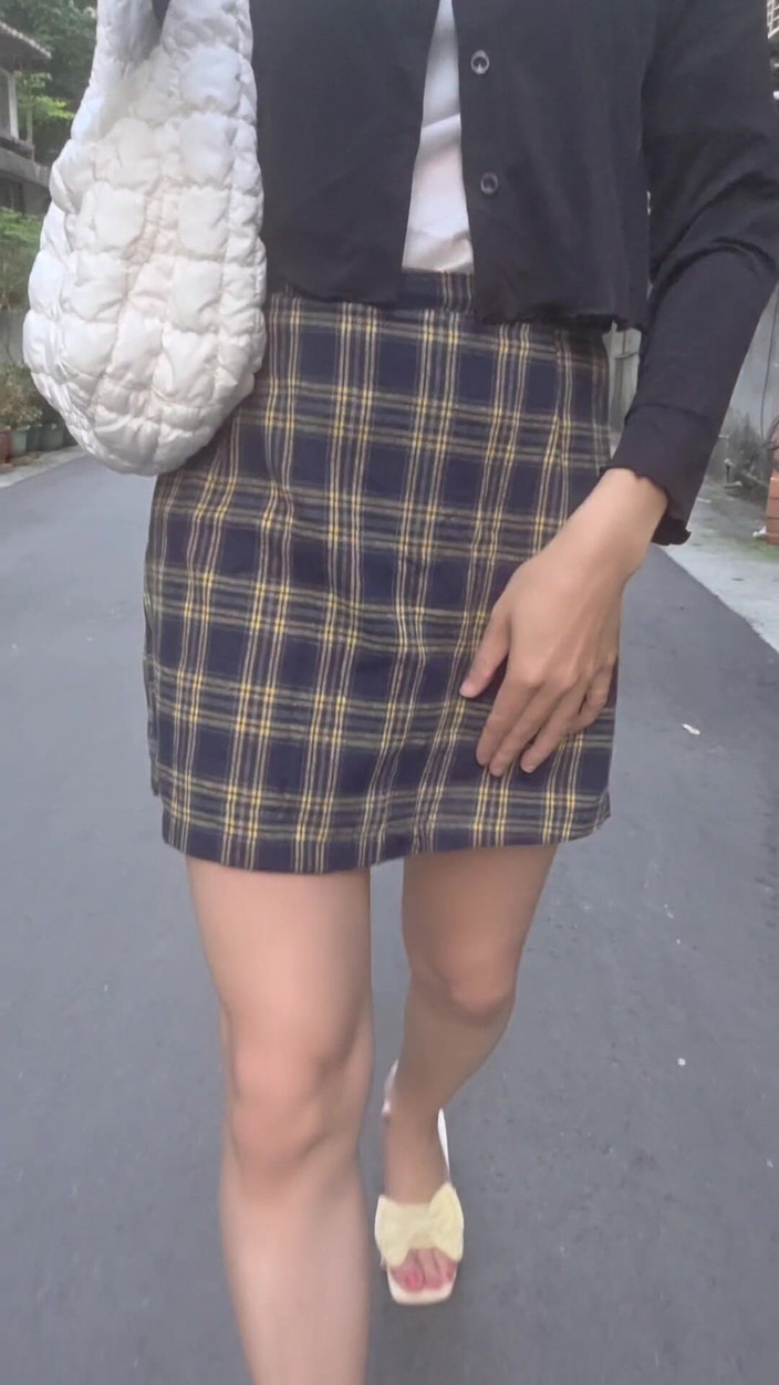 Taiwancdgirl: A pseudo-garota Tingxuan usa um cadeado de castidade e fica...