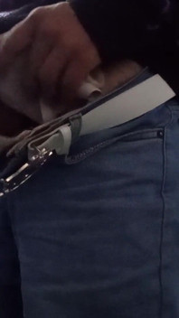 Se masturber en sous-vêtements de mon voisin
