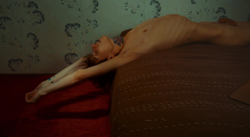 HotDogs studio: Coaste și oase pentru iubitorii de slăbiciune