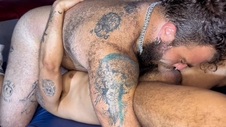 ScruffyStocky: Penguasaan deepthroat mentah, kongkek sling, dan kongkek tanpa kondom