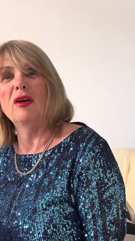 Auntjudys - Tetona Británica GILF Elle Te Trae a Casa De Su Boda De Amigos