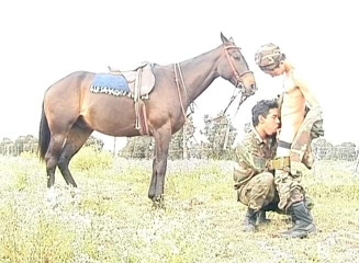 Bareback TV: Scopata in culo gay all'aperto