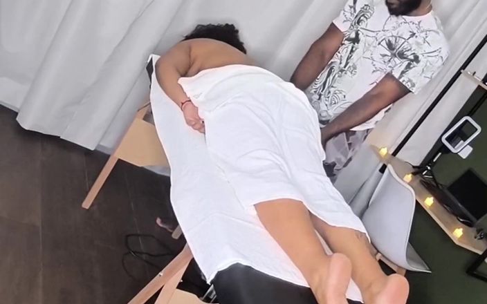 Nurseblack: Parte 1 - esposa de masaje de ébano lanzado por suave