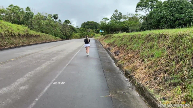 Maracu Mangoo: I Fucked the Runner Girl of My Dreams and Cum...