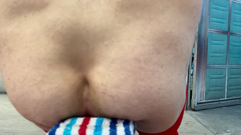 Dozen summer 3: Înghițind roșu întreg!!