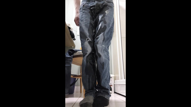 ABDL Diapers by Norsken77: Sexy Jeans Pissing