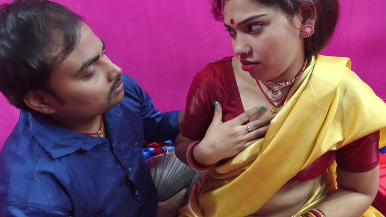 Sona bhabhi: Odia, vidéo de sexe, vidéo X d’une femme mariée sexy...
